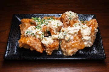 チキン南蛮　鶏の唐揚げ　タルタルソース