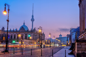 The boulevard Unter den Linden in Berlin at dawn - obrazy, fototapety, plakaty