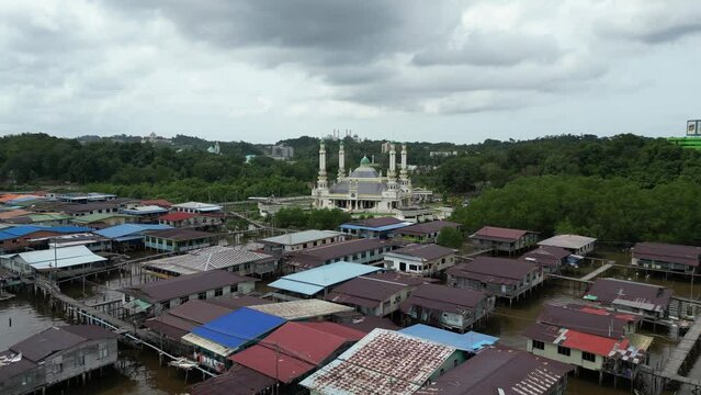 aerial drone shot of the floating villages of Kampong Ayer in Bandar Seri Bagawan in Brunei Darussalam
towards a mosque