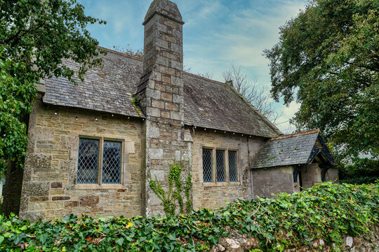 Nebengebäuden einer alten Kirche ehemaliges Pfarrhaus in Cornwall 