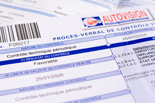 Proc&egrave;s verbal de contr&ocirc;le technique p&eacute;riodique favorable. Valable jusqu'en janvier 2026.