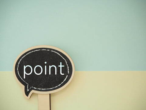 吹き出しにPOINTポイントの文字　コピースペース