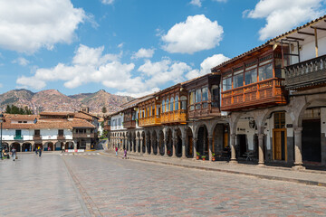 Fototapeta na wymiar street view of cusco inka town, peru 