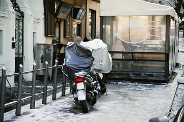 Obraz premium winter street of a European city