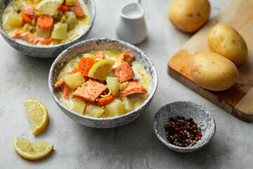soupe de saumon aneth pomme de terre à la Finlandaise, lohikeitto 