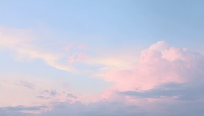 Golden Hour Scenic View of Pastel-Colored Sky and Serene Clouds 穏やかな雲とパステルカラーの空が広がるゴールデンアワーの風景