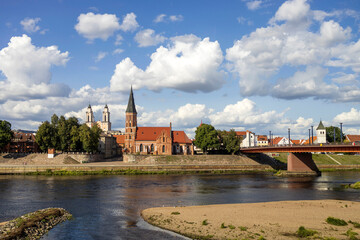 Obraz premium Kaunas, Lithuania 23 August 2023 Summer morning panorama in Kaunas Old Town.