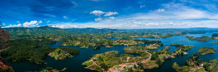 Fototapeta na wymiar Panoramic View of the Guatape Reservoir in Antioquia Colombia