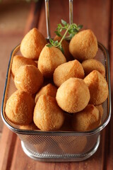  snacks, brazilian snacks, brazilian food,  crispy