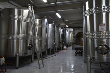 Toneis de inox