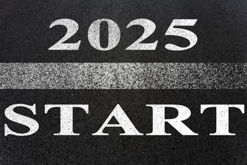 2025 , start sur asphalte 