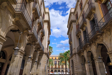 Cityscape of Barcelona, Spain. View of Plaça Reial, the car-free square a typical Spanish atmosphere.	
 - obrazy, fototapety, plakaty