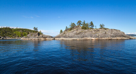 The coast of Lake Ladoga - 759036546
