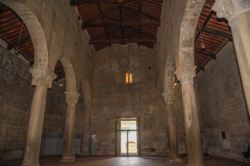 Fototapeta premium Pieve di Gropina, interno lato ingresso