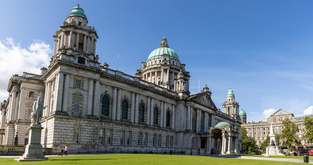Obraz premium Belfast City Hall in Northern Ireland, UK