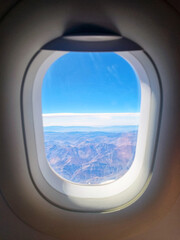 Vista de los Andes desde la ventana de un Avión