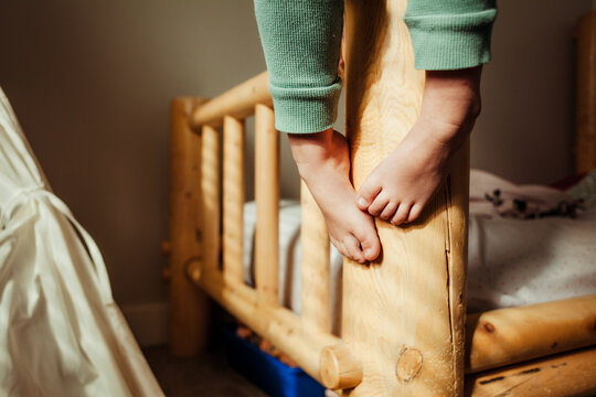 Little toes while bed climbing.