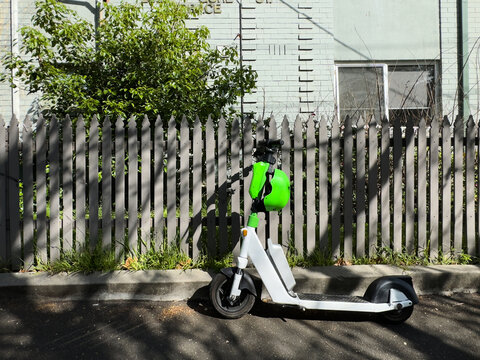 E-scooter on Fitzroy street