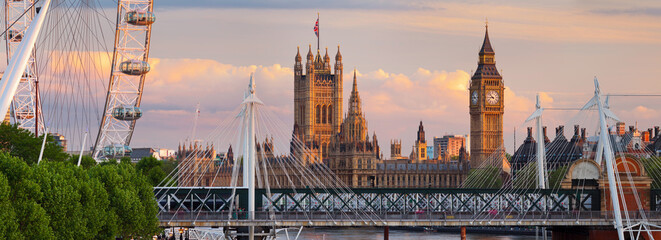 Westminster Palace, London Eye, Hungerford Bridge, Big Ben, London, England, Großbritannien