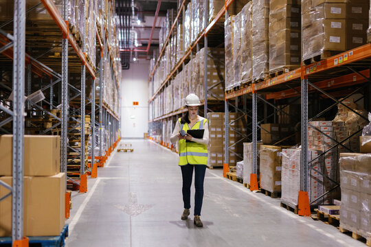 Storage service staff company inspection quality control