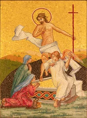Gordijnen MILAN, ITALY - MARCH 4, 2024: The mosaic  of Ressurection of Jesus in the church Chiesa di San Agostino by artist Kullo. © Renáta Sedmáková