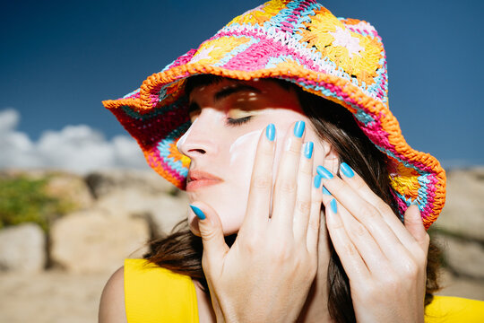 Sunscreen Beach Routine