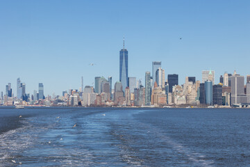 Fototapeta premium Lower Manhattan skyline viewed from the Staten Island Ferry
