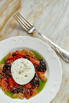 Burrata salad