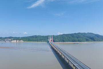  Poyang lake bridge - 759434157