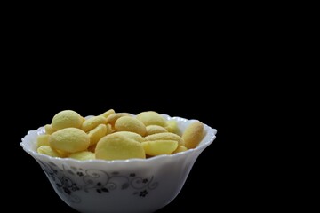 Special Kerala Mutta biscuit,Beans biscuit,coin biscuit,yellow biscuit,baby biscuit,Special Orange and yellow Crunchy Beans Cookies also known as egg biscuits