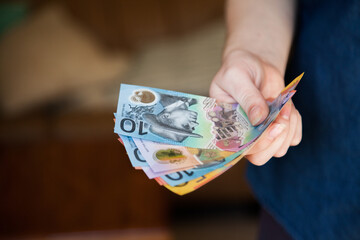 New Australian notes ten and five dollars