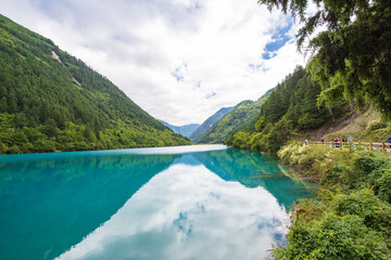 Fototapeta na wymiar Blue lake in Jiuzhaigou Valley, Sichuan, China