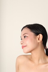 Naklejka premium Beautiful asian woman