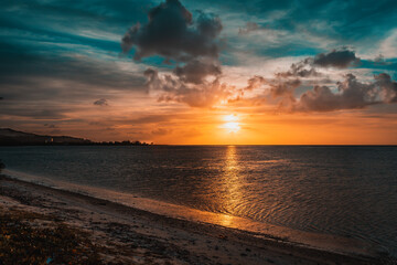 Obraz premium Guam Sunset during golden hour