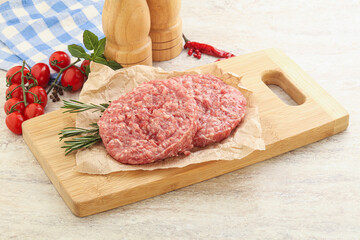 Raw pork cutlet for burger