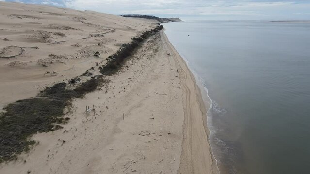 Dune du Pilat Arcachon plage Sud-Ouest France vidéo aérienne drone désertique hiver
