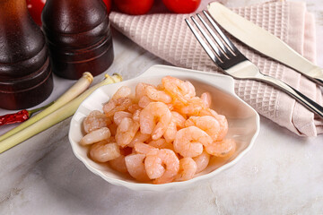 Cocktail prawns in the bowl