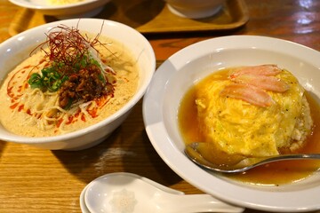 チャーハンと坦々麺