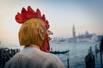 Traditional costumes and masks for venetian carnival in Venice, Italy - obrazy, fototapety, plakaty