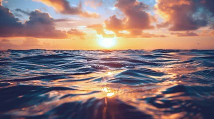 Deurstickers 海に映る美しい日の出 © Libra