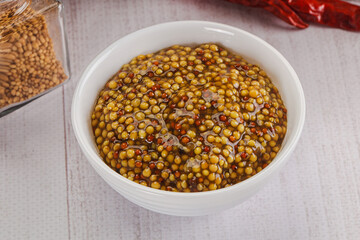 Spicy mustard sauce with seeds