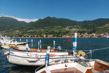 Fototapeta na wymiar Iseo, Brescia, lago, lake, Italy, Floating piers, 