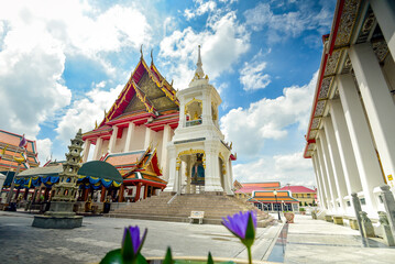 Kalyanamit Temple in Bangkok Thailand. thai language mean bell tower built by sunthonsamajarn - obrazy, fototapety, plakaty