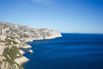 Fototapeta premium Col de Sormiou - Randonnée dans les calanques à Marseille, Bouches-du-Rhône