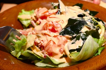 salad with tuna