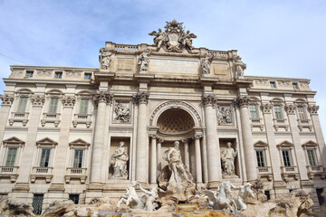 Fototapeta na wymiar View of Trevi Fountain in Rome, Italy 