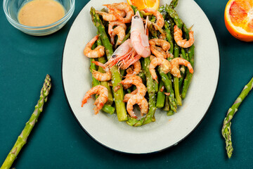 Asparagus stir fried with shrimp.