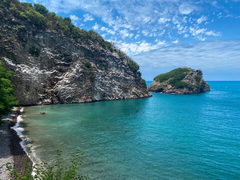 island in the sea
