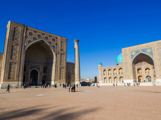 Fototapeta na wymiar Registan Square, Samarkand