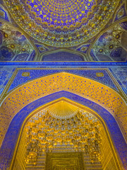 Fototapeta na wymiar Tilla-Kari Mosque, Samarkand, Uzbekistan